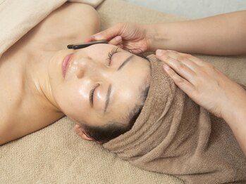 ロジワール(LOISIR)/施術工程【５】温熱かっさケア