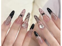コネコネイルの雰囲気(ネイルチップでの長さ出し、様々なデザインに対応可能です。)