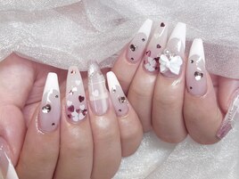 【Aina】ピンクガーリーネイル