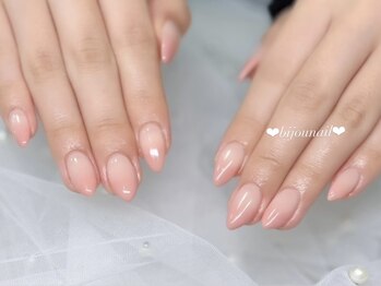 ビジューネイル(bijou nail)/