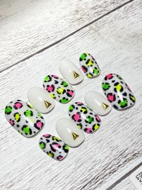 カラフルかわいいデザイン