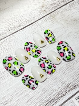 アイネイル 高幡不動(Ai Nail)/カラフルかわいいデザイン