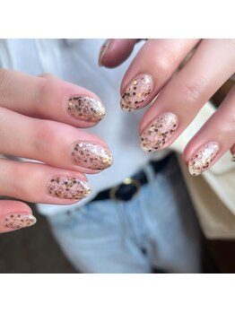 セクションプラス 吉祥寺(SECTION+)/透け感グリッターネイル