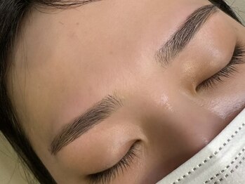 ウル(uru.)/アイブロウスタイリング