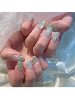 リッシュ ドゥ(RICHE deux)/ぷるっとおめめモンスターネイル