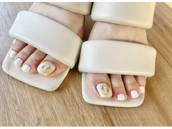 エイル ビューティー アルム(EIL beauty alm)/親指アートネイル