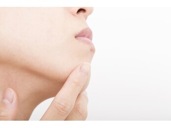 レバイス(REBYS)/清潔感アップ！ヒゲ脱毛