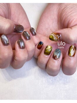 ウロネイルズ(ulo nails)/キラキラとニュアンスネイル