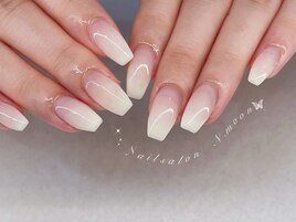 白グラデ/オフィスネイル