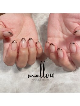 マロウ(mallow)の写真/【シンプルながらハイセンスな仕上がりに】爪に優しく美しい手元に+°無料でフィルイン♪