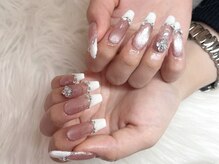 リリー(Liliy)/白フレンチ×マグネット