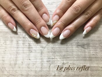 ルプリュシュ ルフレ(Le plus reflet)/白フレンチネイル☆