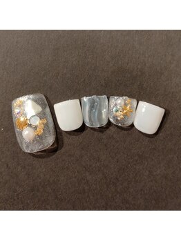 ニーマルニ ザ ビューティー(202 the beauty)/ジェルデザイン