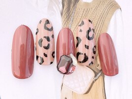 レオパードネイル￥6980