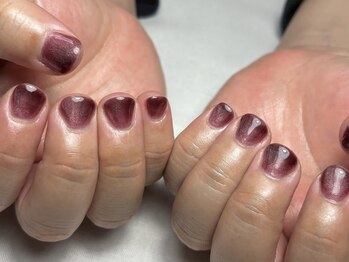 夏子ネイル アンド スクール/マグネットネイル3,000円