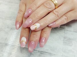 マグネットネイルアート