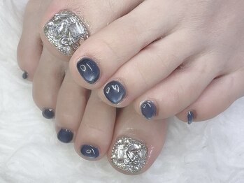 モアカラー(more color)の写真/【豊田】ワンカラー￥3980★300色の中から選び放題！気分や季節に合わせて爪先を彩ります◎