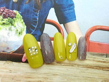 ネイルサロン ティディ(TIDY)/マスタード/スモーキー