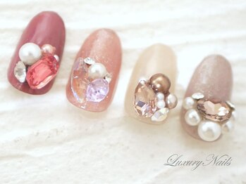 ラグジュアリーネイルズ オオミヤ(Luxury Nails Omiya)/ワンカラー&３Dジュエルビジュー