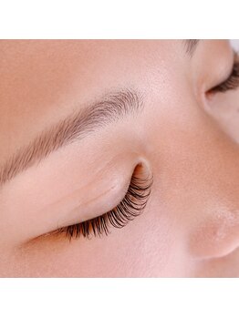 玉造チュラン(Chu-lan)/高技術でくっきり鮮やかな目元に