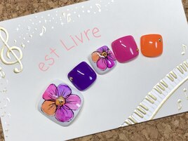 手描きフラワーフット