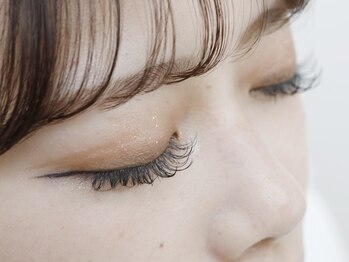 ナチュラル(NATURAL)の写真/【高技術×デザイン豊富♪】モチの良いフラットラッシュ/ラッシュリフト/眉WAXで素敵な目元へ☆