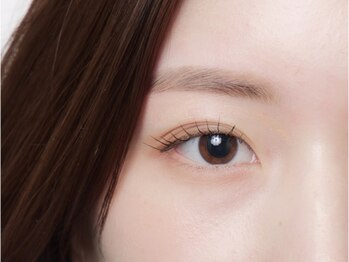 スマユー池袋店(SMAU)の写真/理想の眉毛をプロ目線で診断し,お客様にベストな眉をプロの技術で提供するアイブロウサロン!池袋駅徒歩5分!