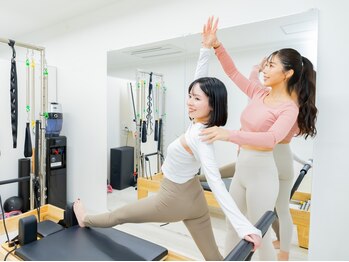 アモーラ(Amora)の写真/【服をもっとキレイに着こなす◎】くびれ・美尻・美脚へ導く本格ピラティス体験