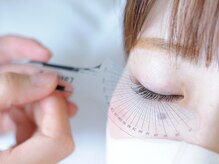 アンドシー 神戸三宮店(and she.)/03.自まつ毛の状態確認