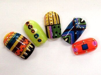 クリスタルネイル ボンベルタ橘店(CRYSTAL NAIL)/アートネイル