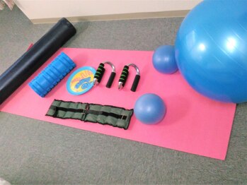 友カイロプラクティックセンター/エクササイズ器具