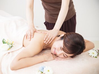 ルクラ MEGAドン・キホーテUNY砺波店/オイルリンパ30分+ヘッド20分