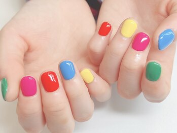 カラフルネイル