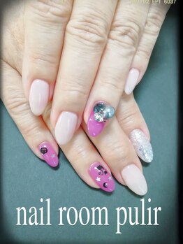 ネイルルーム プリル(Nail Room pulir)/