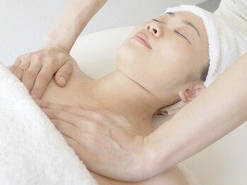 ストック 浦和(Stock)/デコルテマッサージ