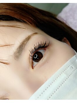 メゾン カルム(maison calme)/横顔に品を。