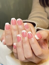 2月　フレンチネイル