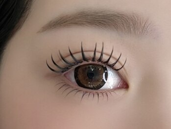 シェリス 心斎橋店(Chelice)の写真/丁寧な技術で美しい仕上がり＆モチに自信あり◎！長さをあえてアンバランスにしたデザインを強化♪