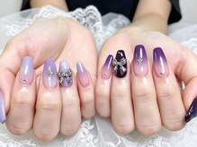 ナナネイル(Nana Nail)/甘さ控えめの大人っぽネイル