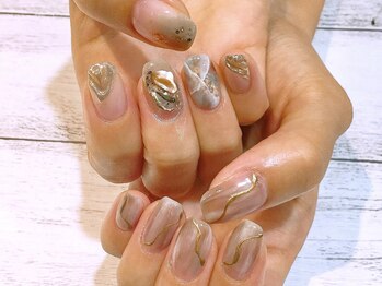ネイルアルケー(Nail ARCHE)/メタリック×ニュアンスアシメ