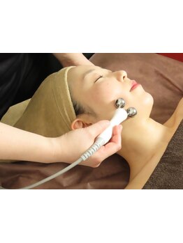 ホウレイ線・たるみ改善！予防ケア