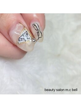 エムシーベル(m.c bell)/推し活__旗と眼鏡