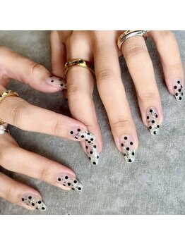 マミー(mommy)/ドットネイル