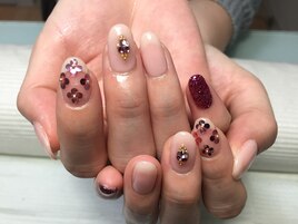 春にぴったりクリアネイル