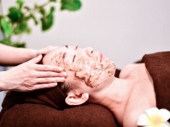 エミルカ 北谷店(EMILUCA)の写真/【結果重視のハーブピーリング専門店★】本気の肌質改善は当店へお任せください。