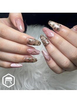 東海最大級ネイルサロン by レディスペネイル 名駅店/マグネットネイル