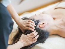 頭までもみほぐしていき眼精疲労にもしっかりアプローチします