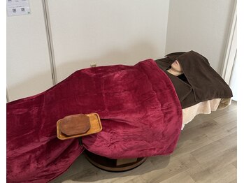 頭専門マッサージ Hypnos【ヒュプノス】/施術開始