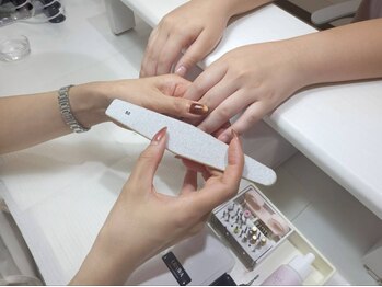 ミンスネイル(Mins Nail)の写真/ 【施術歴16年/多数の資格保持】高い技術力のオーナーが施術☆安心感と心を込めたサービスをご提供します♪