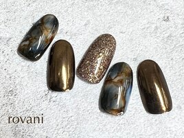 ブラウンニュアンスネイル